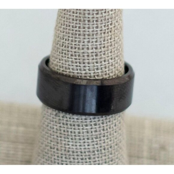 Size 7 black band vintage ring (C6) - Picture 2 of 3